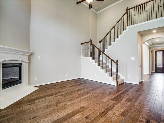 4th image of 2901 Driftwood Creek Trl