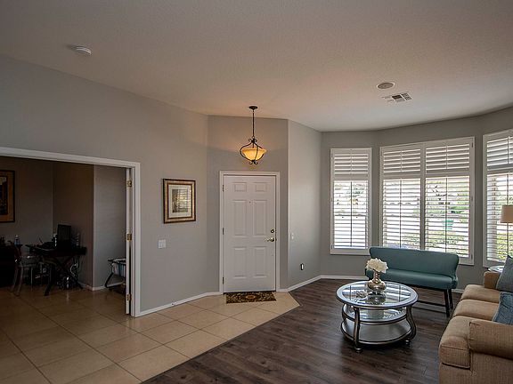 2nd image of 2341 W Sunset Bluffs Pl