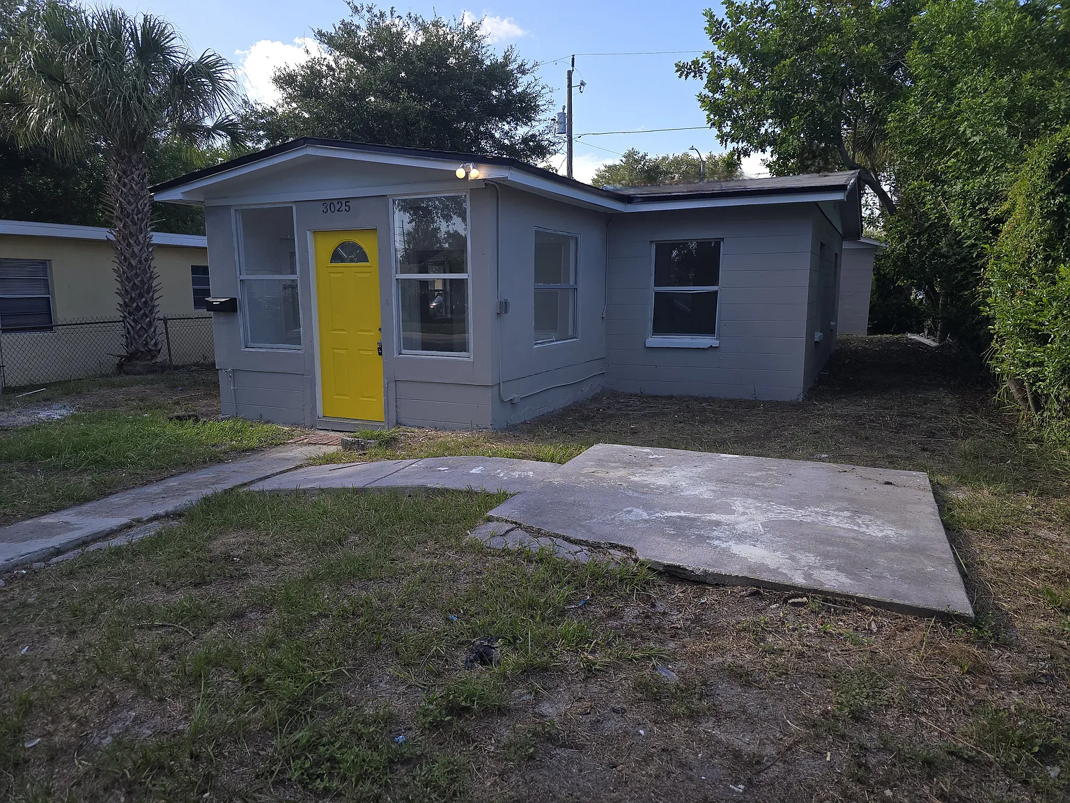 3 bed, 1152 sqft, $2,300 — Photo 1