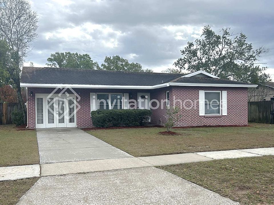 1st image of 104 Circle Hill Dr