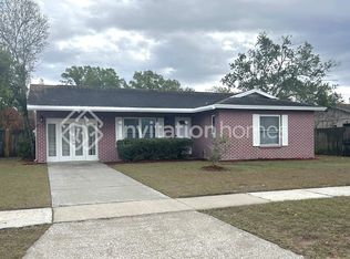 104 Circle Hill Dr, Brandon, FL 33510