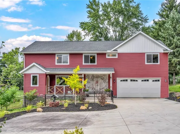 1811 Mount Pleasant St NW, North Canton, OH 44720