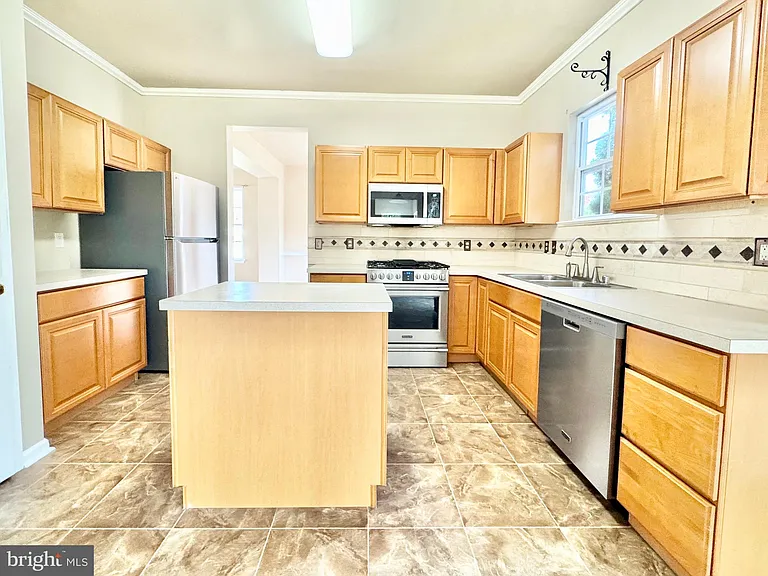 30 Riverside Rd — Photo 11