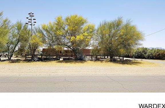 3rd image of 5468 W Chino Dr
