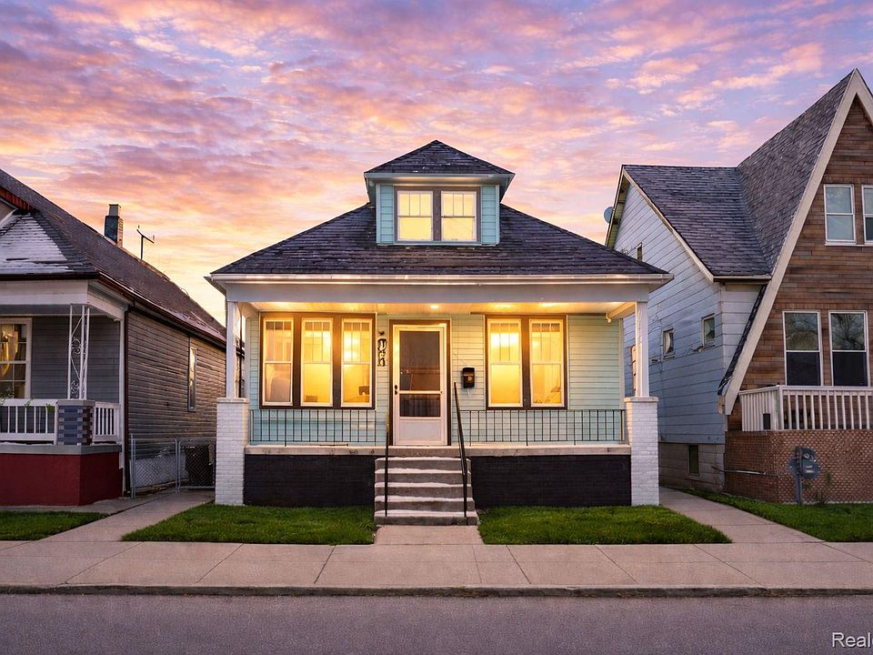 1st image of 2020 Halleck St
