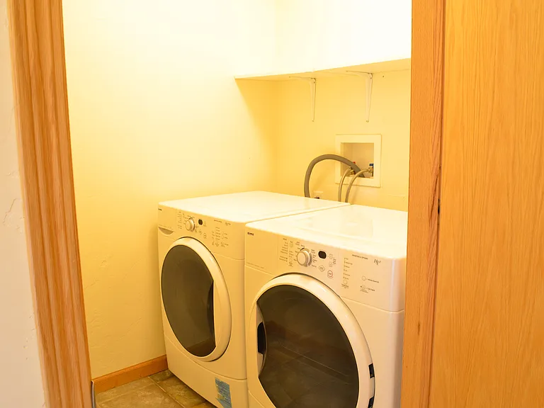 3355 Columbine Dr #606 — Photo 7