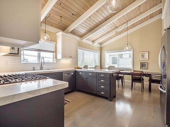 2nd image of 109 Paseo Del Mar