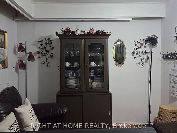 3rd image of 65 Cedar Dr