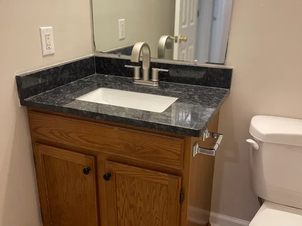 10123 Saint George Cir, Hagerstown, MD 21740