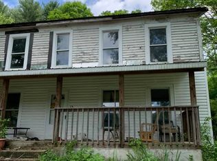 6 Hollywood Rd, Newton, WV 25266