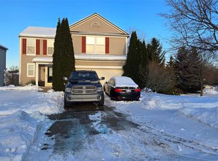 1554 Meadow Ridge Dr, Pontiac, MI 48340