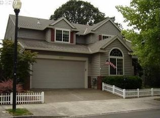 922 NE Simmental St, Hillsboro, OR