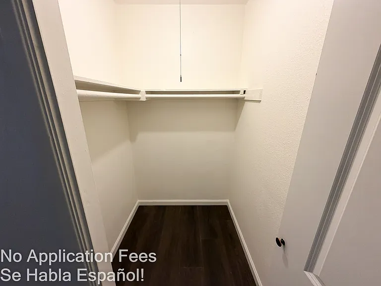 1322 N Maine Ave #1322 — Photo 7
