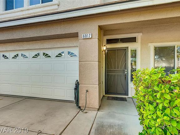 3rd image of 6017 Highland Gardens Dr