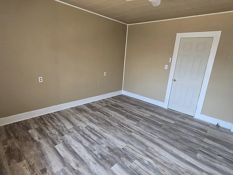 Rear Bedroom