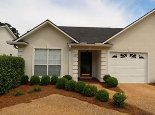127 Lake Eagle Dr, Thomasville, GA 31792