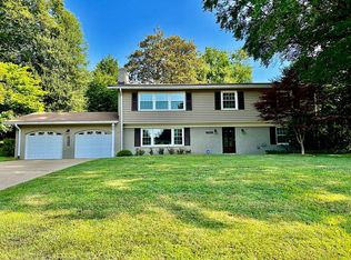 5844 Upton St, Mc Lean, VA 22101