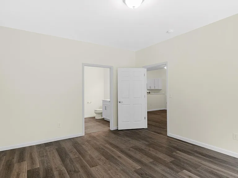 Townhomes at Woodland's Edge — Photo 27