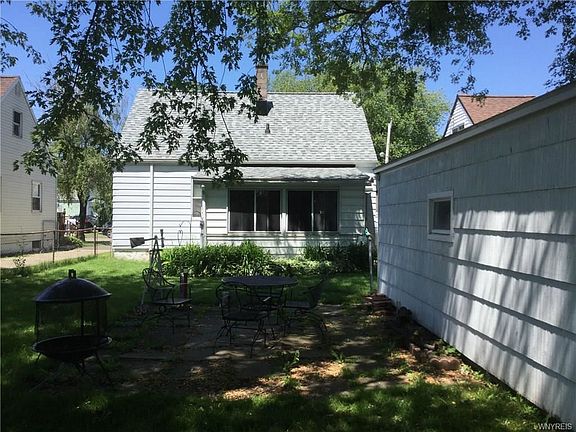 4th image of 65 Remington Pl