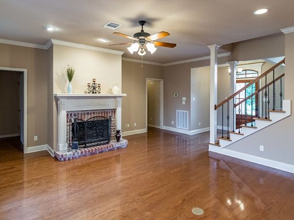 4th image of 10469 Keysburg Ct