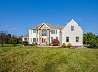 10 John Trout Rd, Ringoes, NJ 08551