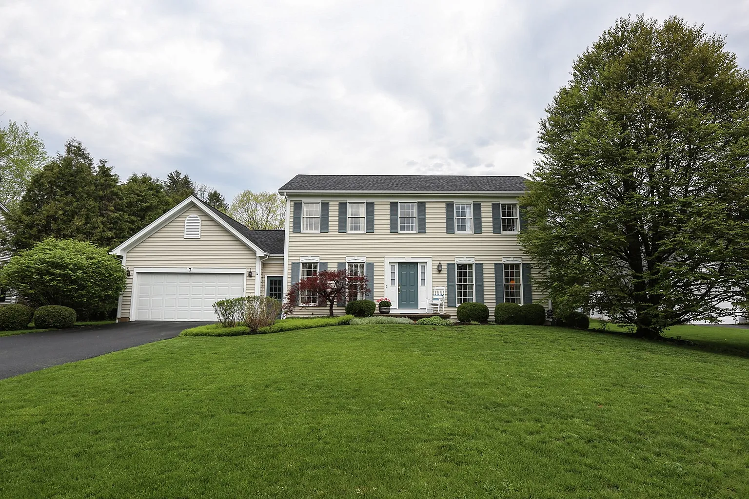 7 Stonefield Pl photo 1