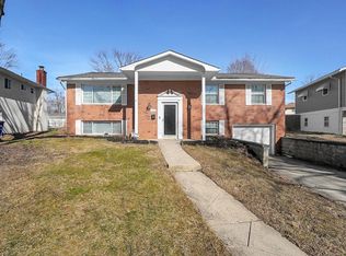 1452 Ironwood Dr, Columbus, OH 43229