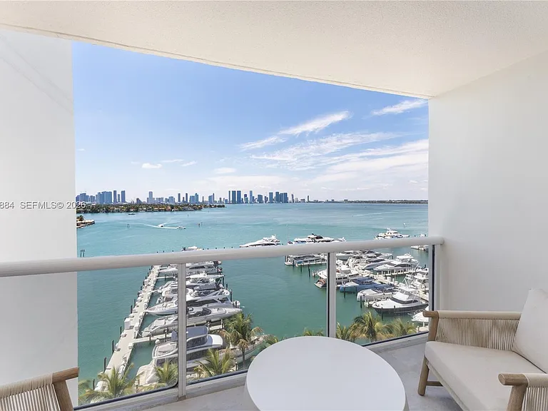 1800 Sunset Harbour Dr #1102/4 — Photo 43