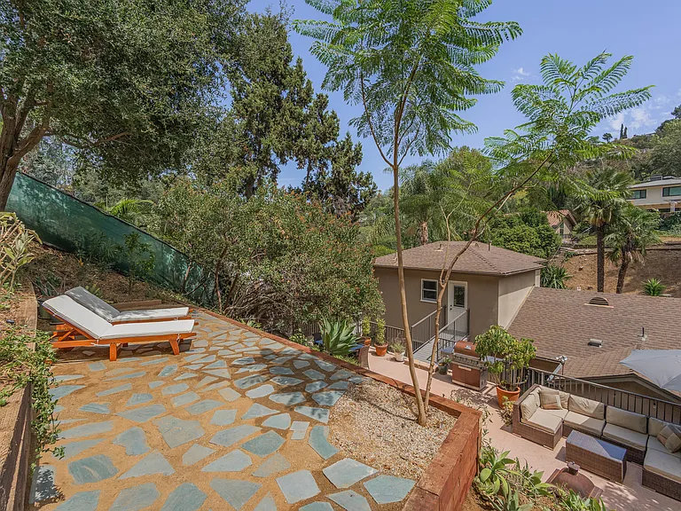 3831 Broadlawn Dr — Photo 37