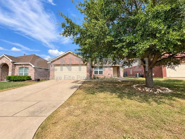 4604 Cool Ridge Ct, Fort Worth, TX 76133