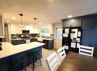 84 Neptune St, Jamestown, RI 02835
