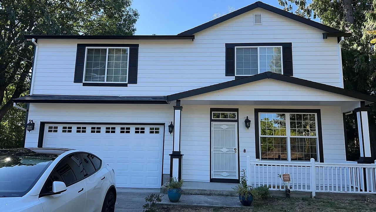 4 bed, 2.5 bath, 1900 sqft, $2,750 — Photo 1