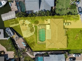 220 Albatross St, Fort Myers Beach, FL 33931