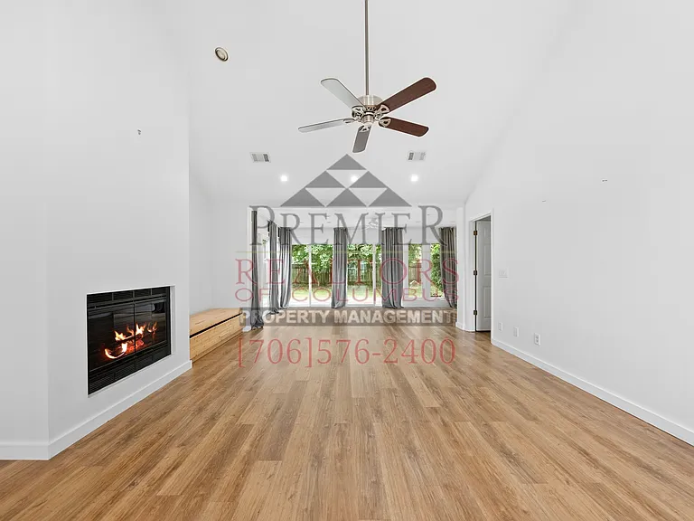 2250 Rock Springs Ct — Photo 11