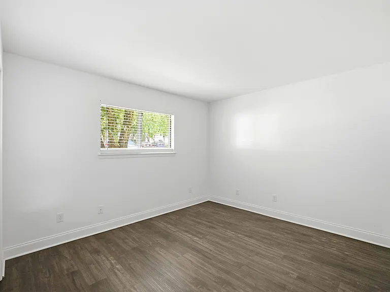 2900 Heathstead Pl #I — Photo 22