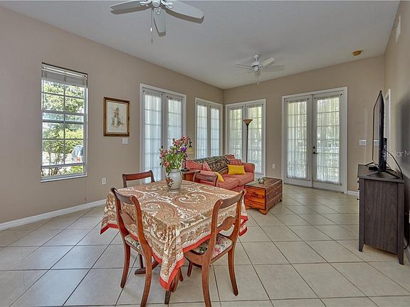5th image of 920 Spring Park St APT 101
