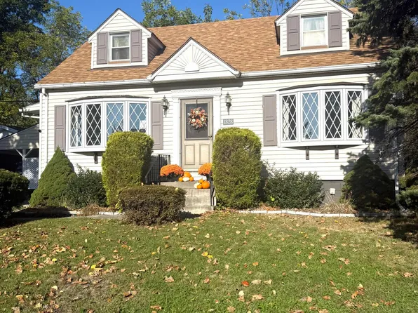 1828 Grant Ave, Altoona, PA 16602