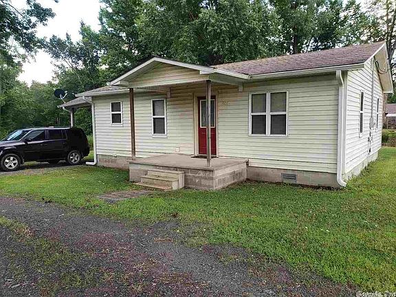 2nd image of 507 Petros Ave
