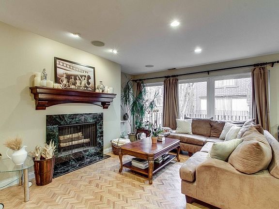 5th image of 2736 N Hampden Ct APT 203