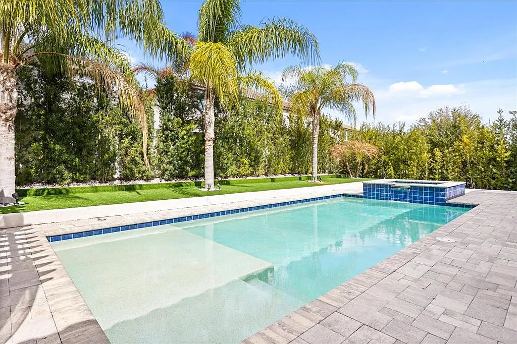5 bed, 4.5 bath, 3671 sqft, $9,000 — Photo 4