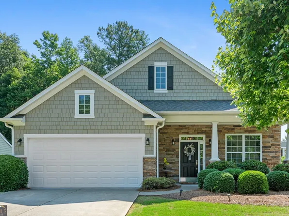 4820 Hidden Meadow Dr, Cumming, GA 30040