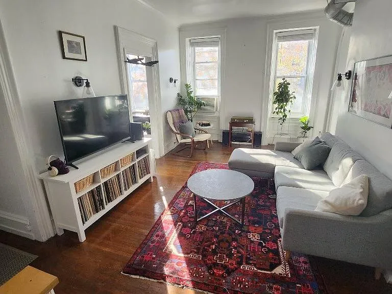 3421 Race St #2 — Photo 1