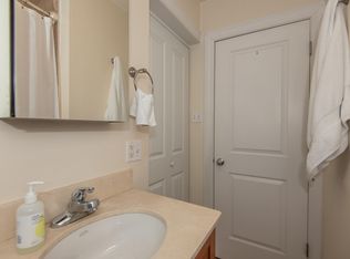 2707 W Altgeld St APT 2, Chicago, IL 60647
