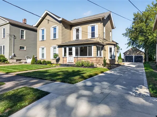 1101 Walnut Blvd, Ashtabula, OH 44004