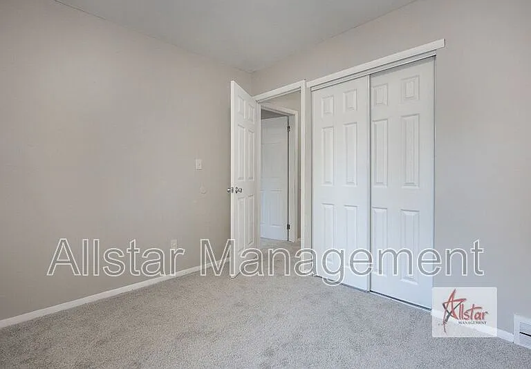 8958 Woodridge Ln — Photo 17