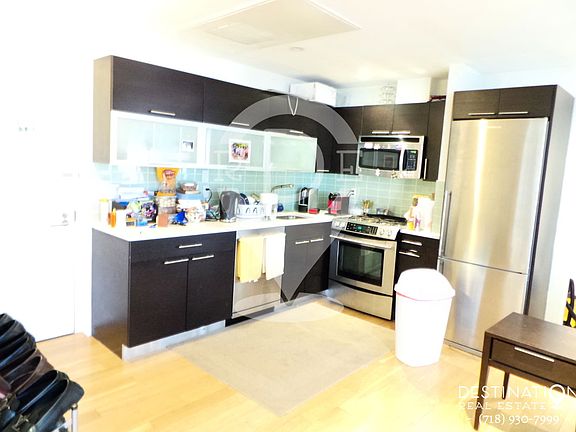 4th image of 639 4th Ave APT 2C