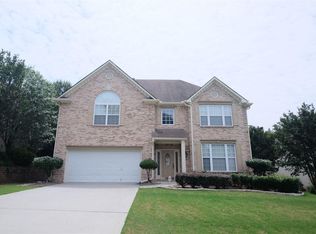 1438 Dunhill Dr, Lawrenceville, GA 30044