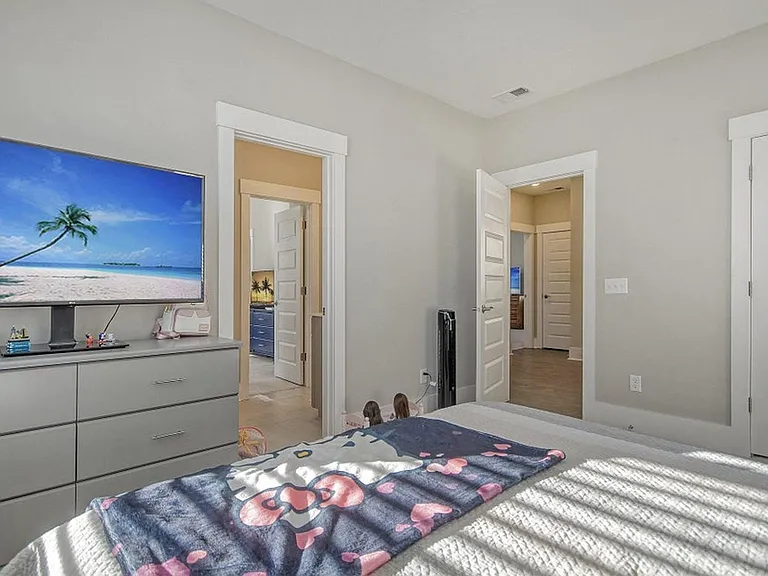 128 Sandy Bend Ln — Photo 32