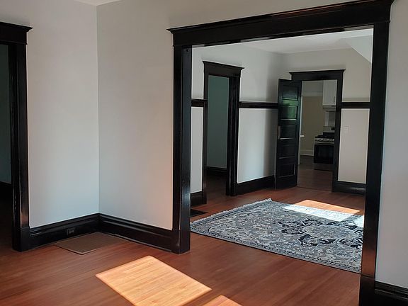 5th image of 649 Vine Ave #1