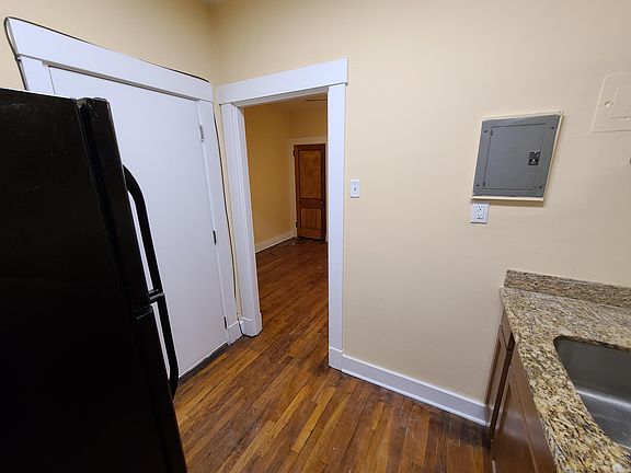4th image of 4828 Liberty Ave APT 5